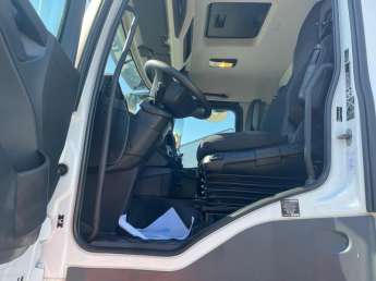Camion porteur Mercedes AROCS 26.43 