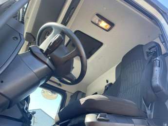Camion porteur Mercedes AROCS 26.43 