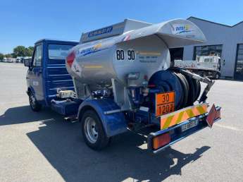 Camion porteur Iveco DAILY 35.10 