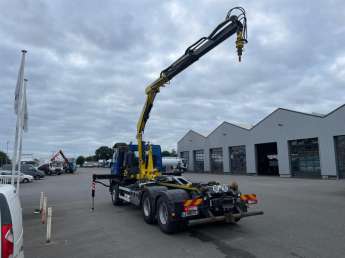 Camion porteur Volvo FMX 420 