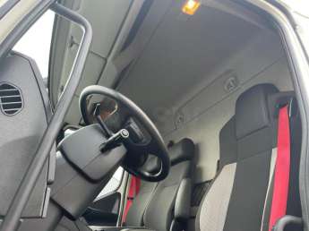Camion porteur Renault D250 NARROW / D16 