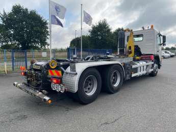 Camion porteur Volvo FM 420 