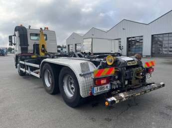 Camion porteur Volvo FM 420 