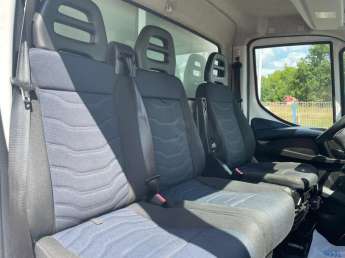 Utilitaire Iveco DAILY 35C18 