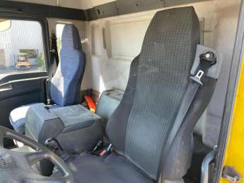 Camion porteur MAN TGA 33.360 