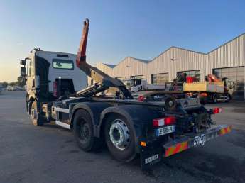Camion porteur Renault C430 