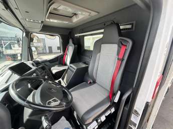 Camion porteur Renault C-Series C440.26