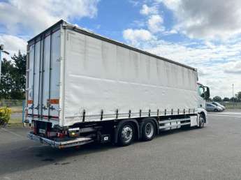 Camion porteur Mercedes Actros 2536