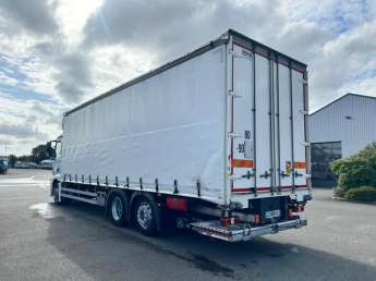 Camion porteur Mercedes Actros 2536