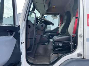 Camion porteur Renault D250 NARROW / D16 