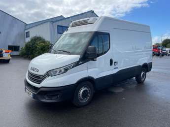 Utilitaire Iveco DAILY 35.140 HI-MATIC 
