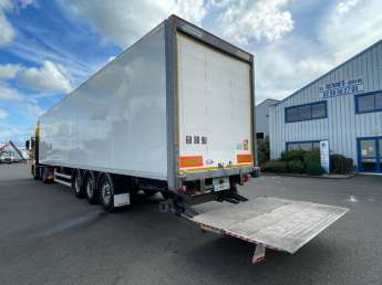 Semi-remorque Fruehauf SREM 