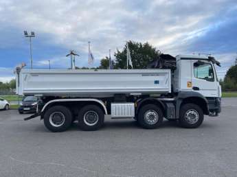 Camion porteur Mercedes AROCS 32.43 