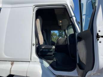 Tracteur routier Renault PREMIUM 450DXi 