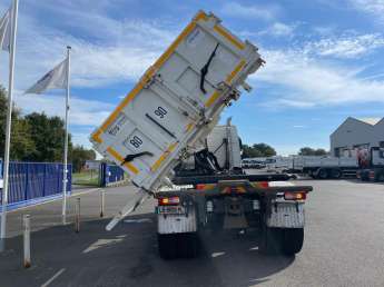 Camion porteur Volvo FMX 460 