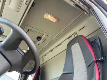 Camion porteur Volvo FMX 460 