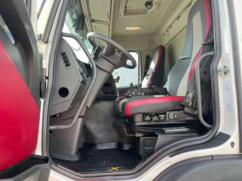 Camion porteur Volvo FMX 460 