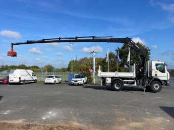 Camion porteur Renault D240.16 