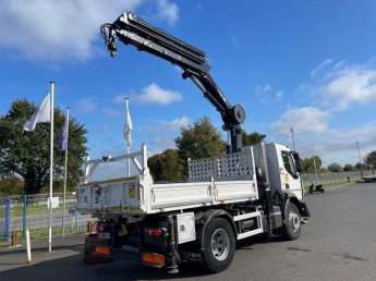 Camion porteur Renault D240.16 