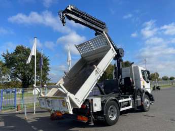 Camion porteur Renault D240.16 
