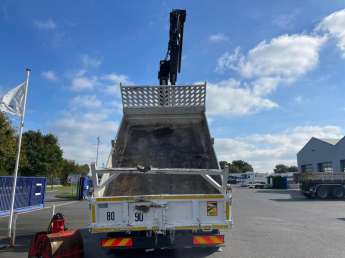 Camion porteur Renault D240.16 