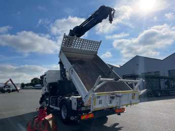 Camion porteur Renault D240.16 