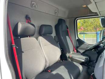 Camion porteur Renault D240.16 