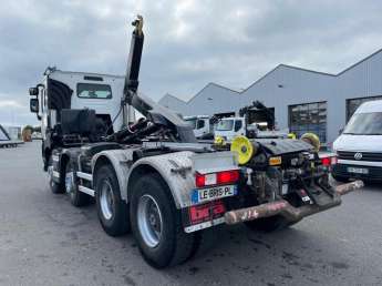 Camion porteur Renault K480 