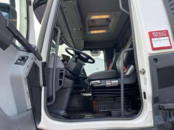 Camion porteur Renault K480 