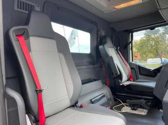 Camion porteur Renault K480 