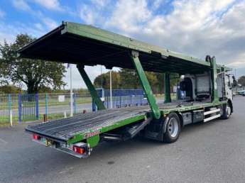 Camion porteur Renault D320