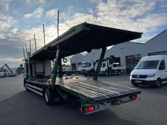 Camion porteur Renault D320