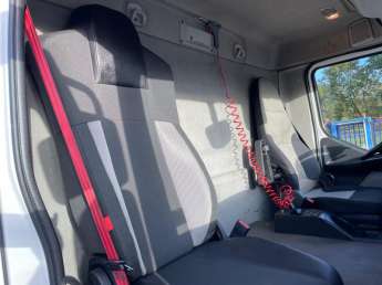 Camion porteur Renault D320