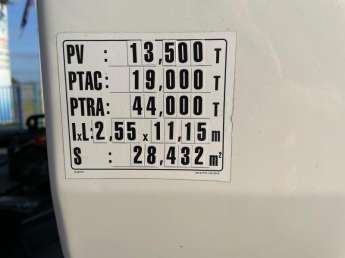 Camion porteur Renault D320