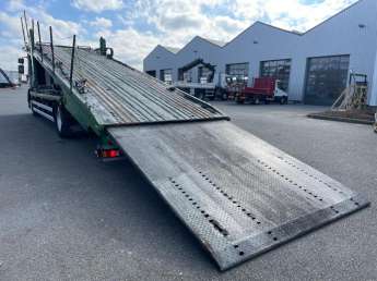 Camion porteur Renault D320