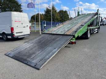 Camion porteur Renault D320