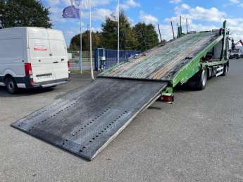 Camion porteur Renault D320