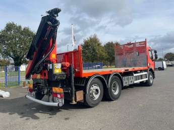 Camion porteur Renault LANDER 380 