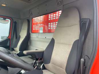 Camion porteur Renault LANDER 380 