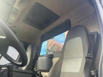 Camion porteur Renault PREMIUM 320 DCi