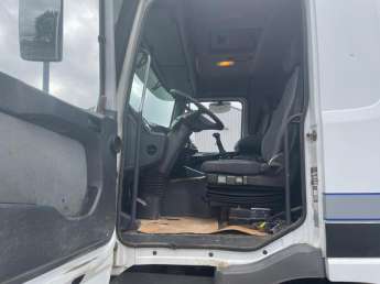 Camion porteur Mercedes ACTROS 18.31