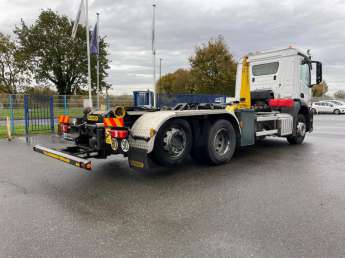 Camion porteur Mercedes ACTROS 25.40