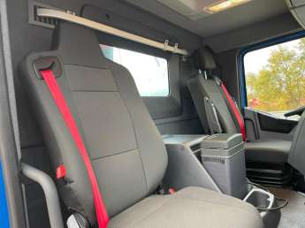 Camion porteur Renault C430.26 