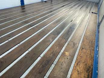 Camion porteur Renault C430.26 