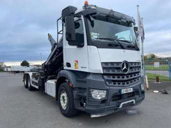 Camion porteur Mercedes AROCS 26.45 