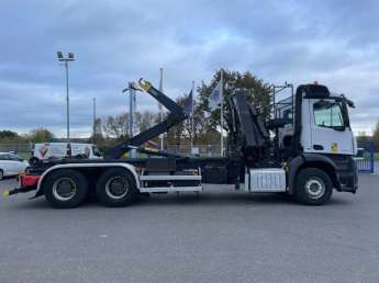 Camion porteur Mercedes AROCS 26.45 