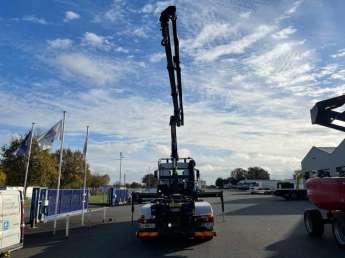 Camion porteur Mercedes AROCS 26.45 
