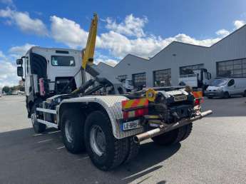 Camion porteur Renault K 440 
