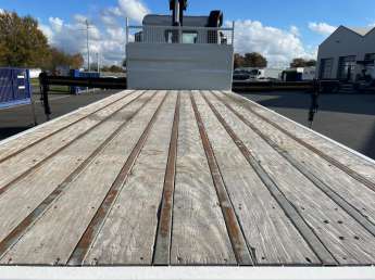 Camion porteur Mercedes AROCS 25.43 