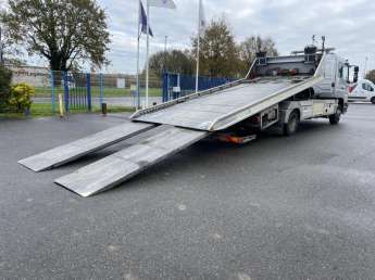 Camion porteur Mercedes ATEGO 10.23 